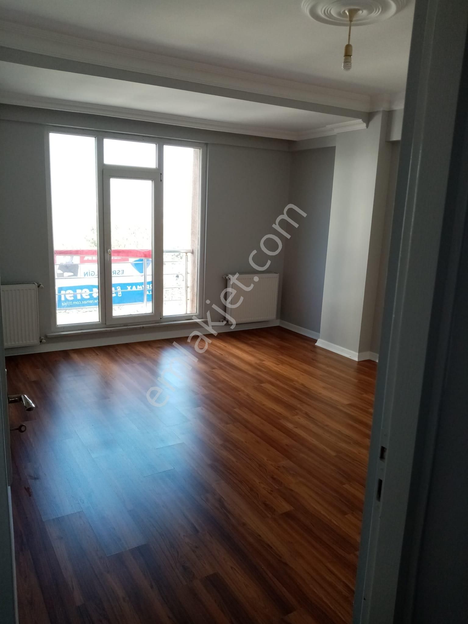 Sultangazi Cebeci Kiralık Daire  ÜÇ KARDEŞLER'DEN CEBECİ MH İRALIK 2+1 100M2 ARAKAT DAİRE