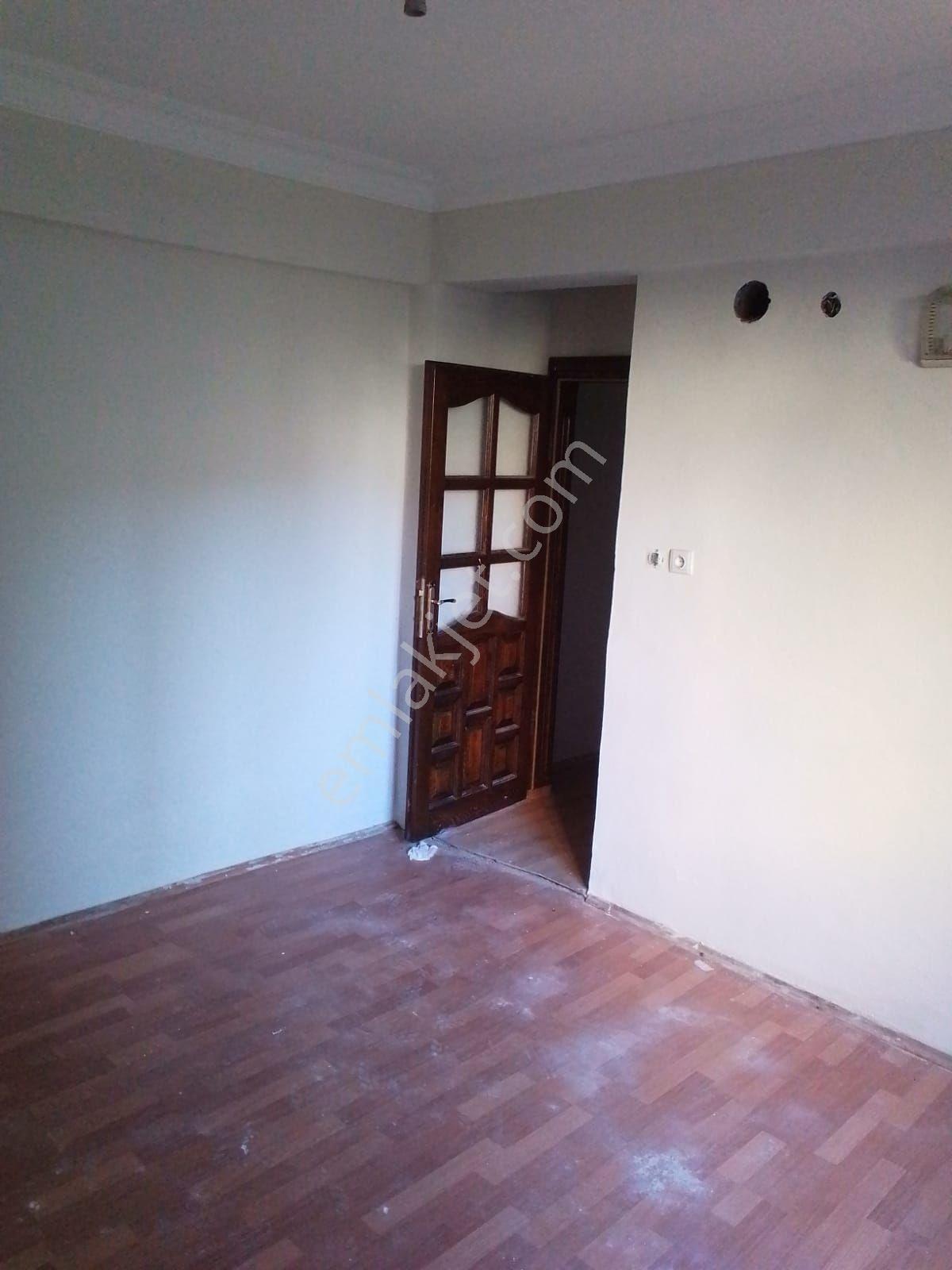 Kastamonu Taşköprü İçi Ful Yapılı Kısmı Eşyalı Kiralık Daire. Açıklamayı Okuyup Arayın - Görsel 10