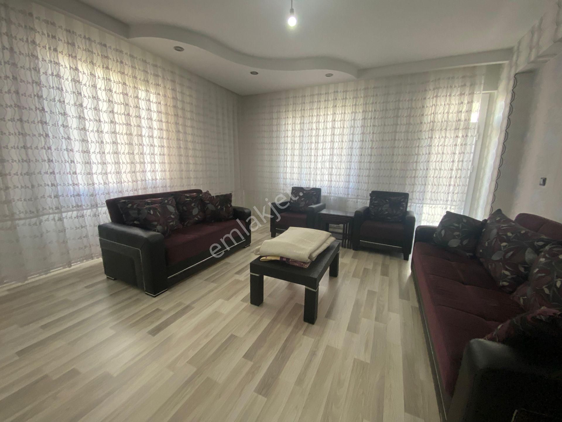 Bağlar Bağcılar Satılık Daire  BAĞCILAR GÖLETL PARK CİVARI ACİL SATILIK 3+1 DAİRE