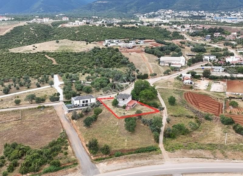 Merkezefendi Saruhan Satılık Konut İmarlı Saruhan'da 1470m² Satılık Arsa