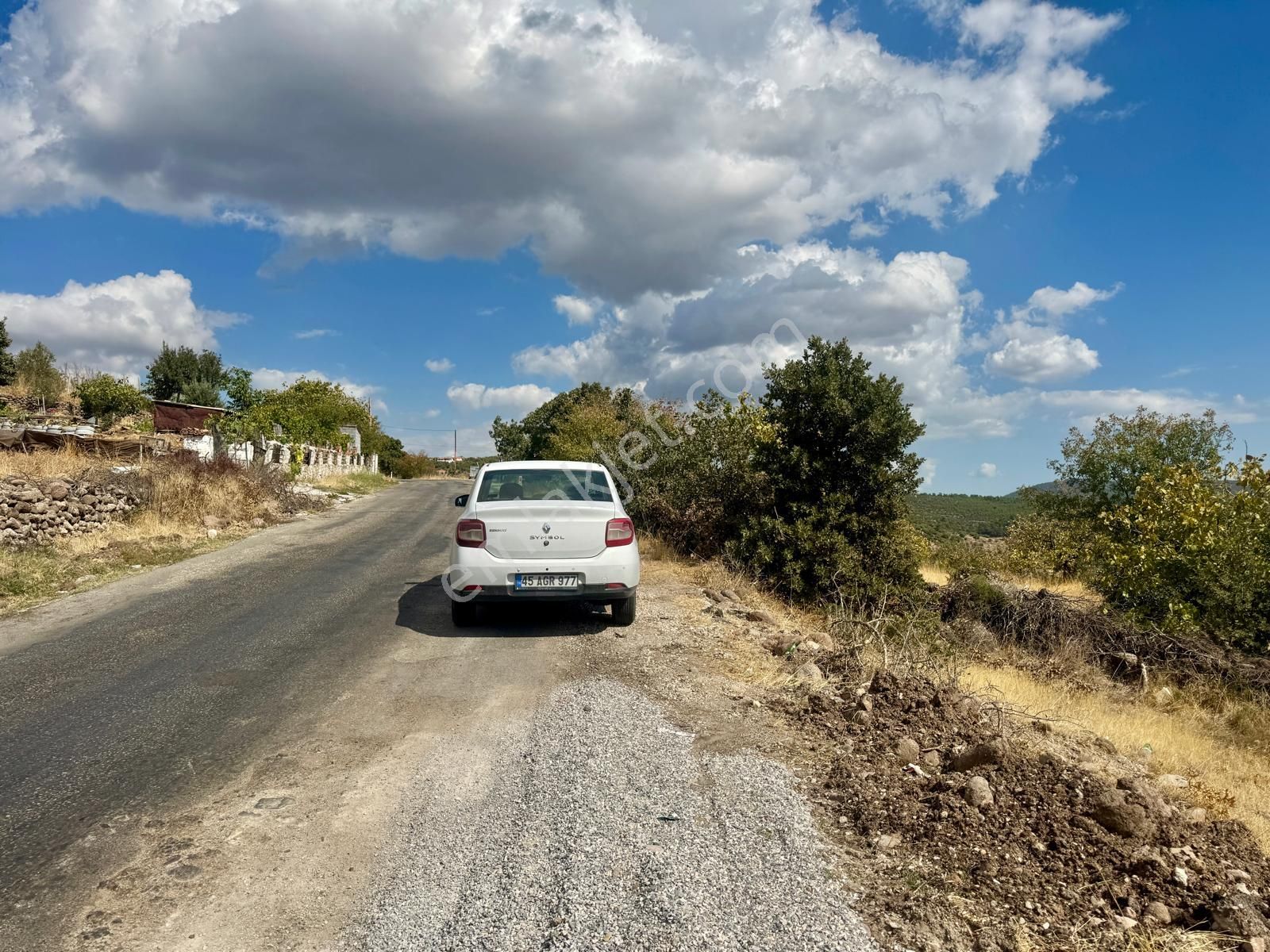 Yunusemre Çamlıca Satılık Tarla Manisa Çamlıca ' Da 4.000 M2 Tarla , Asfalta Sıfır