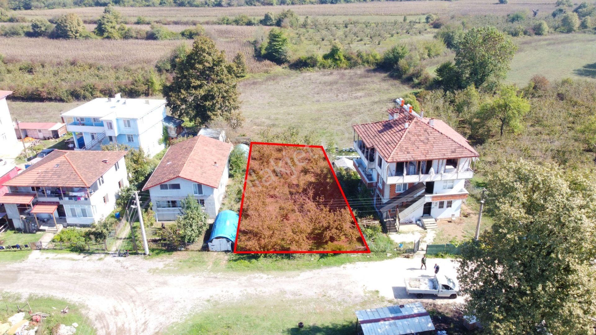 Düzce Merkez Beyciler Satılık Konut İmarlı  BEYCİLER MH.DE VİLLA YAPIMINA UYGUN 455 M2 SATILIK ARSA