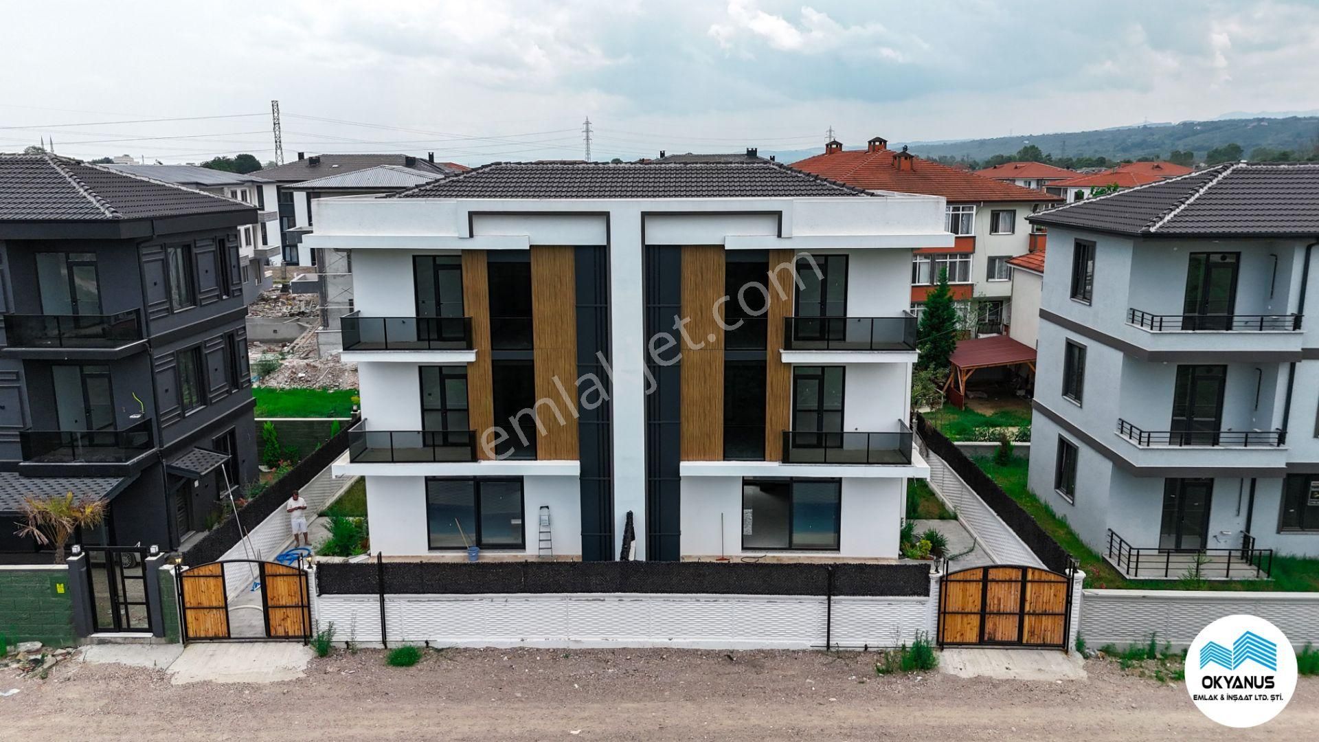 Karasu Yalı Satılık Villa KARASU DA HAVUZLU  4+1  LÜKS VİLLA !! BOL PAZARLIKLI