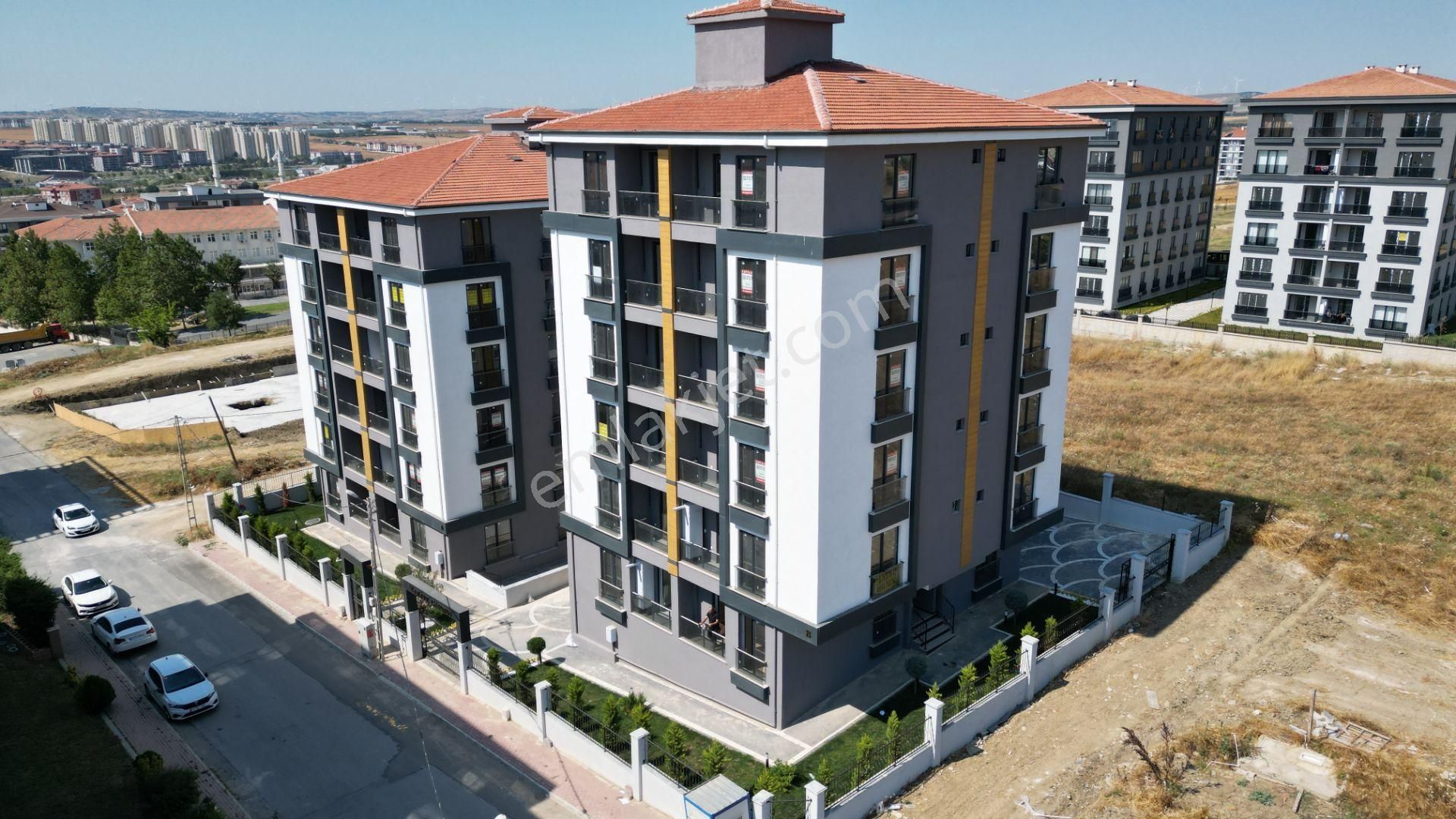 Silivri Yeni Satılık Daire  Silivri Yenimahalle OLİVE GARDEN Sitesi 2+1 Sıfır Satılık Daire