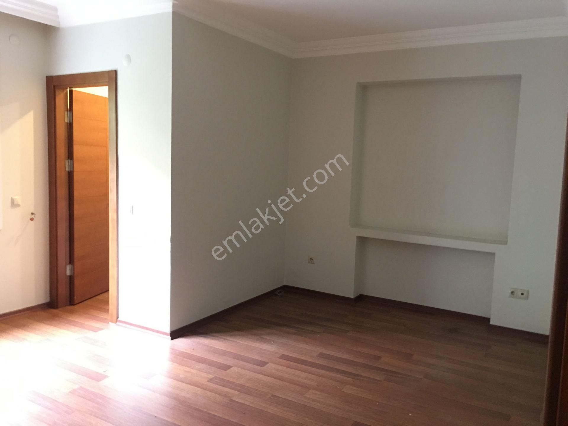 Tatlılar Gayrimenkulden Bahçelievler Merkezde Genç Binada 140m2 Satılık 3+1 Daire - Görsel 14