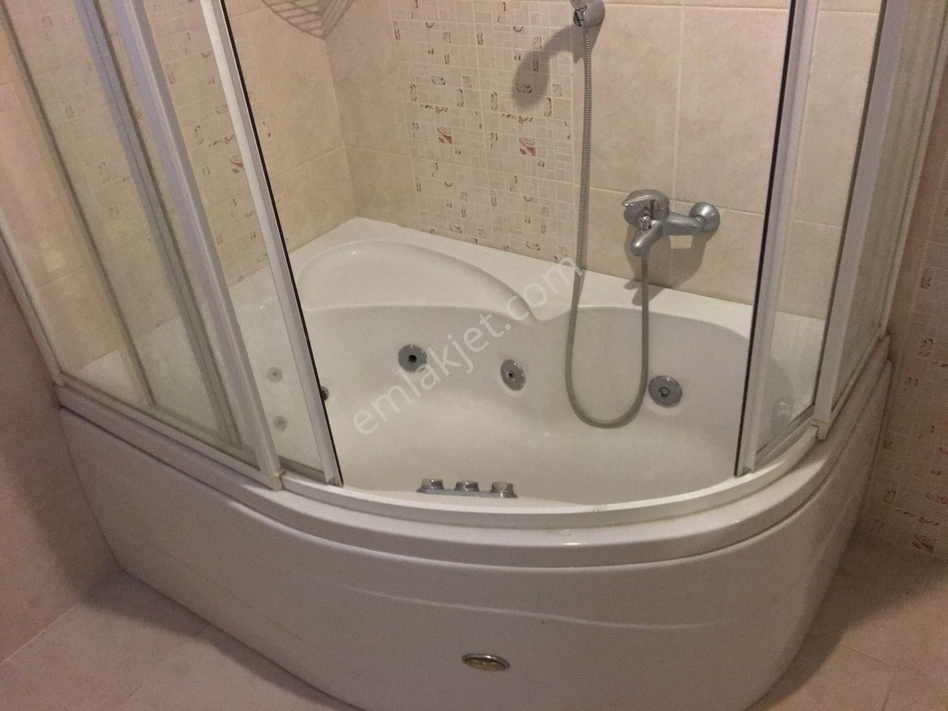 Tatlılar Gayrimenkulden Bahçelievler Merkezde Genç Binada 140m2 Satılık 3+1 Daire - Görsel 5