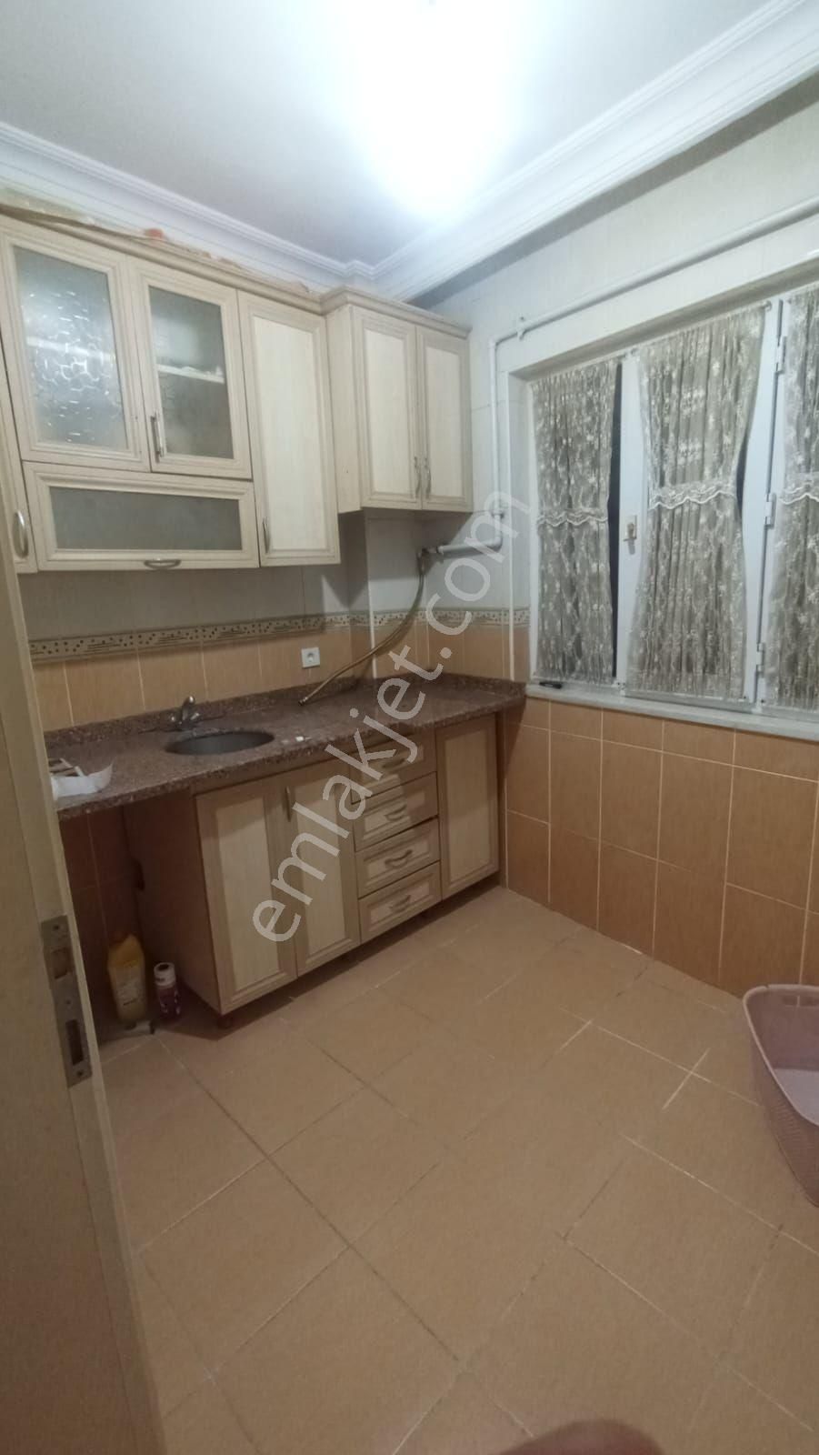 Esenyurt Süleymaniye Kiralık Daire SÜLEYMANİYE MAHALLESİ'NDE GİRİŞ KATI SEVİYESİNDE ZEMİN KAT