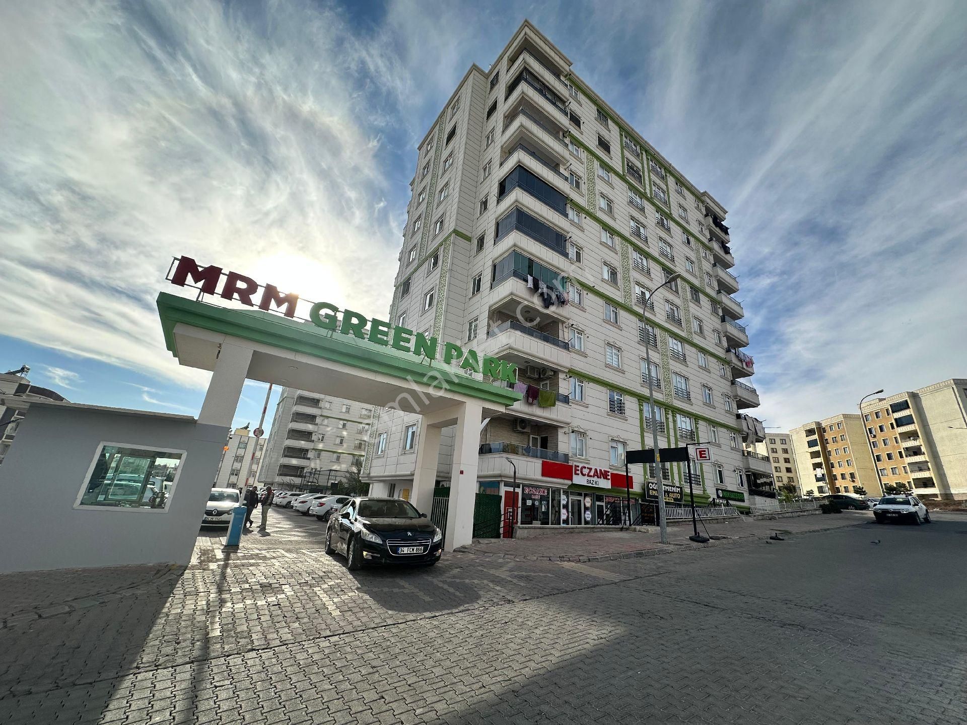 Karaköprü Seyrantepe Satılık Daire CADDE SEYRAN'DAN SATILIK MRM GREENPARK SİTESİNDE 3+1, 145M2, ARAKAT, GÜVENLİKLİ 