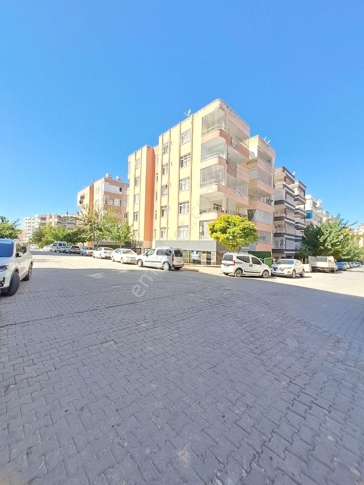 Karaköprü Çankaya Satılık Daire NF EMLAKTAN ACİL SATILIK 3+1 190M2 BAKIMLİ DAİRE ÇİFT BALKONLU KİLER ODALI SONKAT asansör var