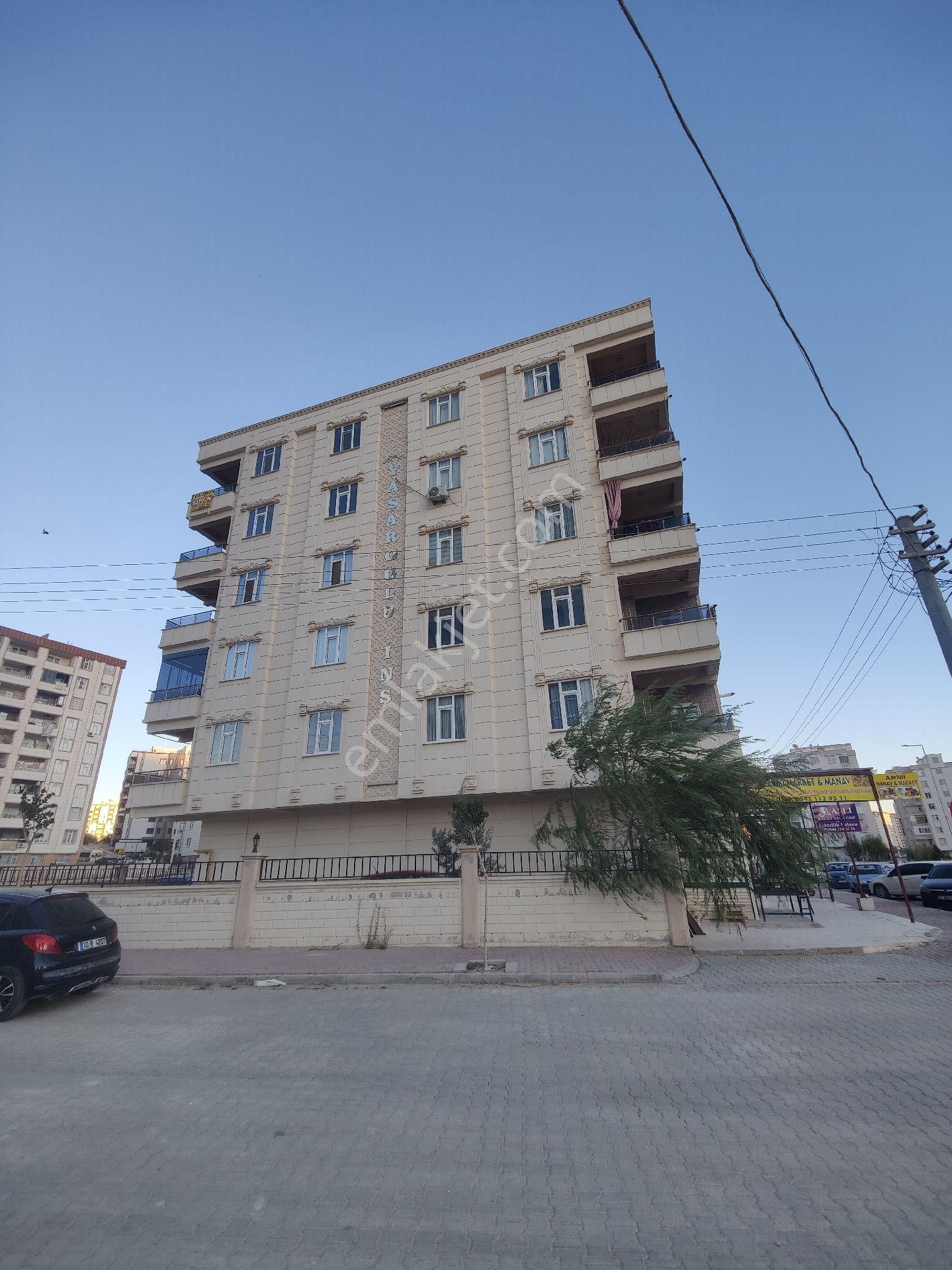 Karaköprü Batıkent Satılık Daire İZOL EGD'DEN ACİL SATILIK GÜZEL KONUMDA SATILIK 2+1 DAİRE