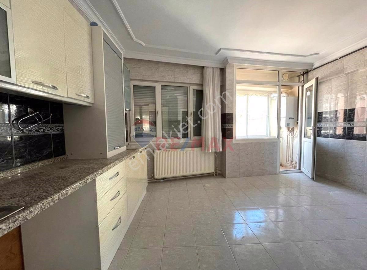 Menemen Mermerli Hastaneye Yakın Kiralık Daire İzmir Menemen Mermerli Mahallesinde Kiralık 3+1 Daire