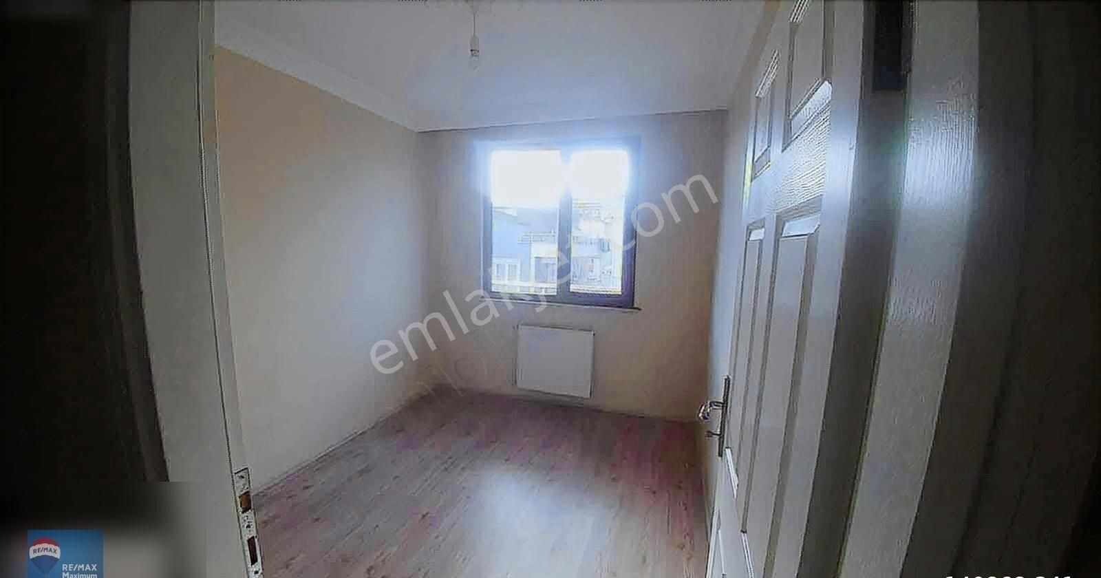 Derince Sırrıpaşa Satılık Daire DERİNCE DE PAZAR SOKAĞINDA 2+1 SATILIK DAİRE