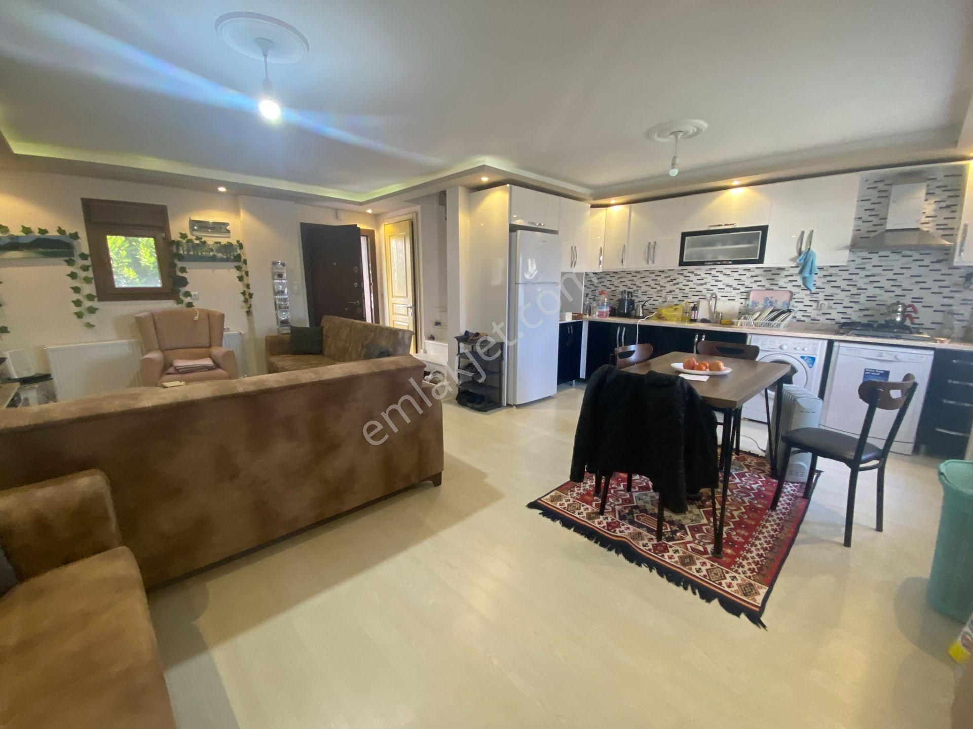 Dikili Güven Emlak’tan Gazipaşa’da Satılık 4+1 Tripleks Villa - Görsel 11