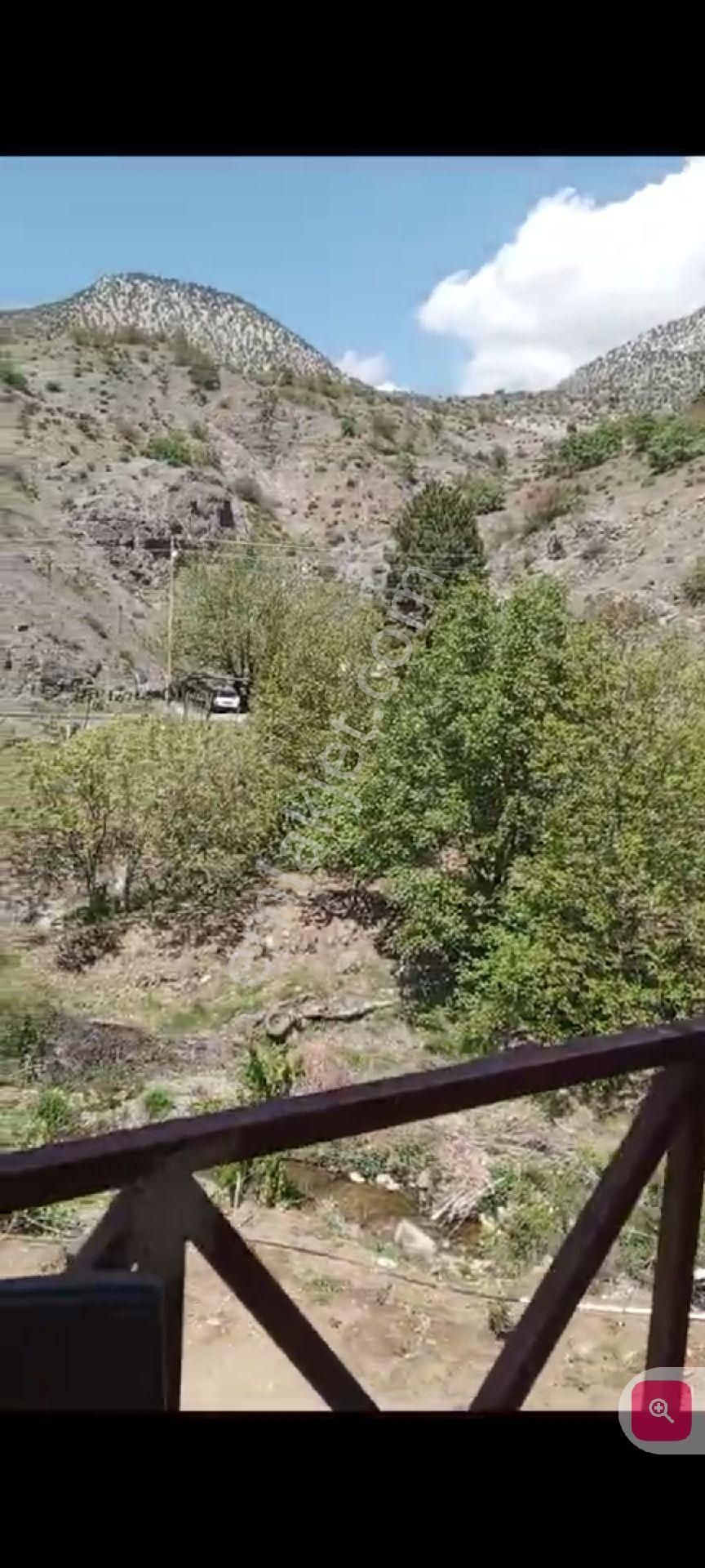 Nigde Ulukışla Ömerli Mah. Satlık 2.200m2 Arsanın İçinde Ahşaptan Yapılı 2+1 Ful Eşyalı Satlık - Görsel 14