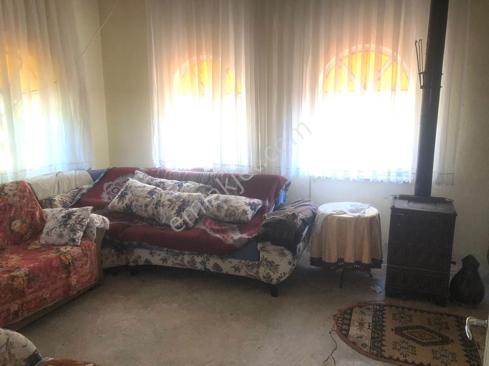 Hacılar Yediağaç Mah. Satılık Evli Arsa 1.400 M² Temiz Parselmerkeze 12 Km - Görsel 4