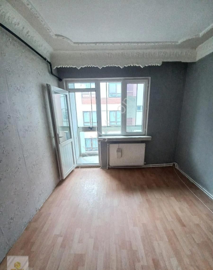 Tepebaşı Güllük Satılık Daire GÜLLÜK MAHALLESİNDE ESPARK YAKINI SATILIK 2+1 DAİRE