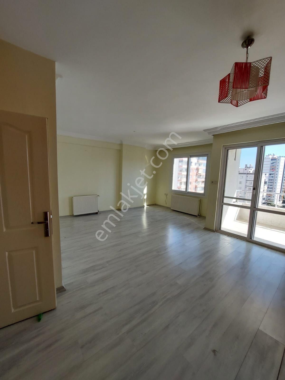 Mezitli Merkez Satılık Daire  RW MEF ' DEN MEZİTLİ MERKEZ MH 3+1 SATILIK DAİRE