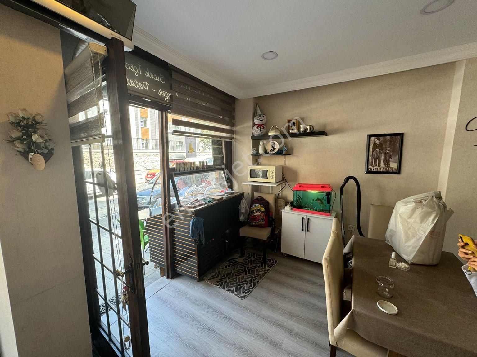 Murat Reis Mahallesinde Satılık Dükkan - Görsel 11