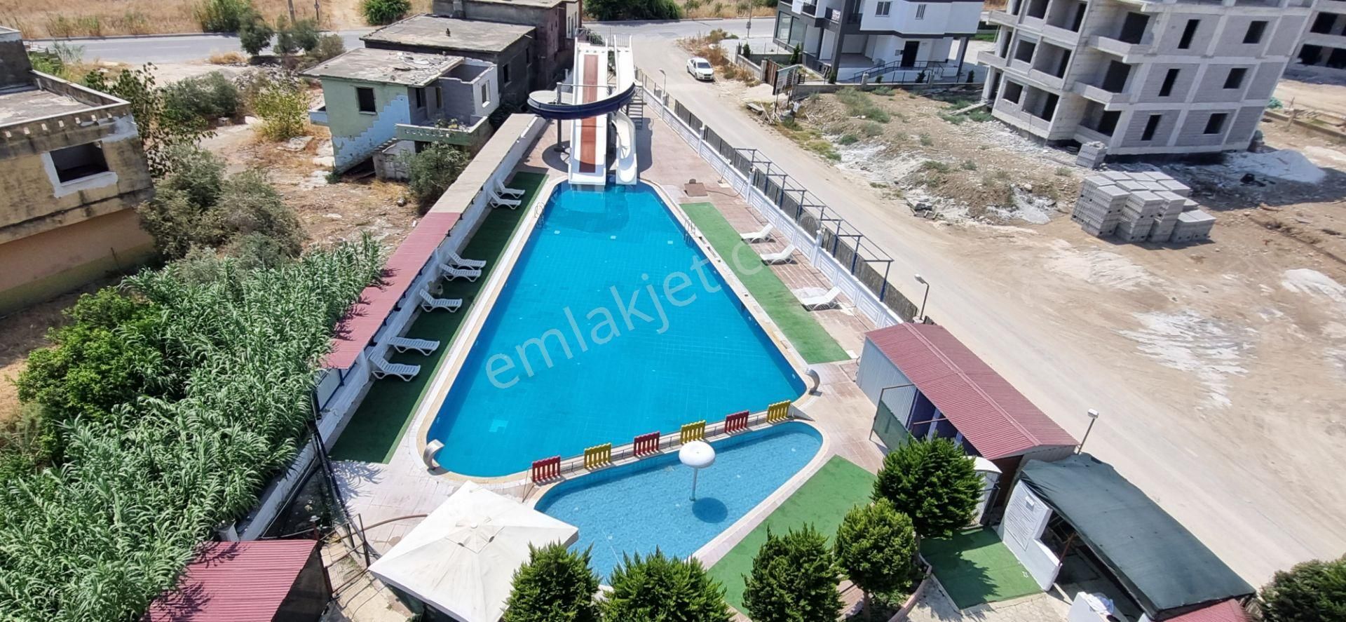 Erdemli Tömük Kiralık Daire  ROYAL EMLAKTAN TÖMÜK MAH KİRALIK EŞYALI 1+1 DENİZ MANZARALI TEMİZ DAİRE