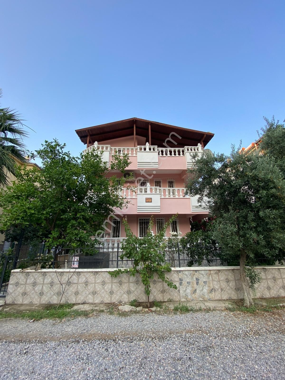 Edremit Akçay Satılık Villa AKÇAY CEMİL TEMELDE 4+1 TEK BAĞIMSIZ MÜSTAKİL VİLLA