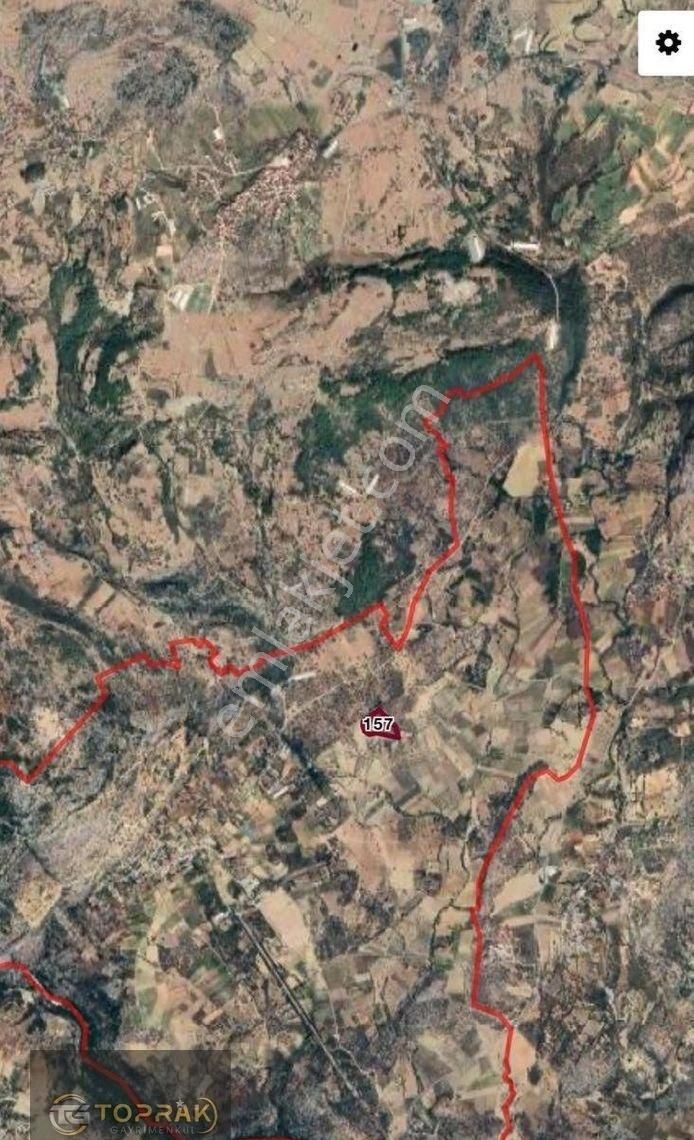 Toprak Gayrimenkulden Çevreli Köyünde Satılık 12.525m2 Tarla - Görsel 3