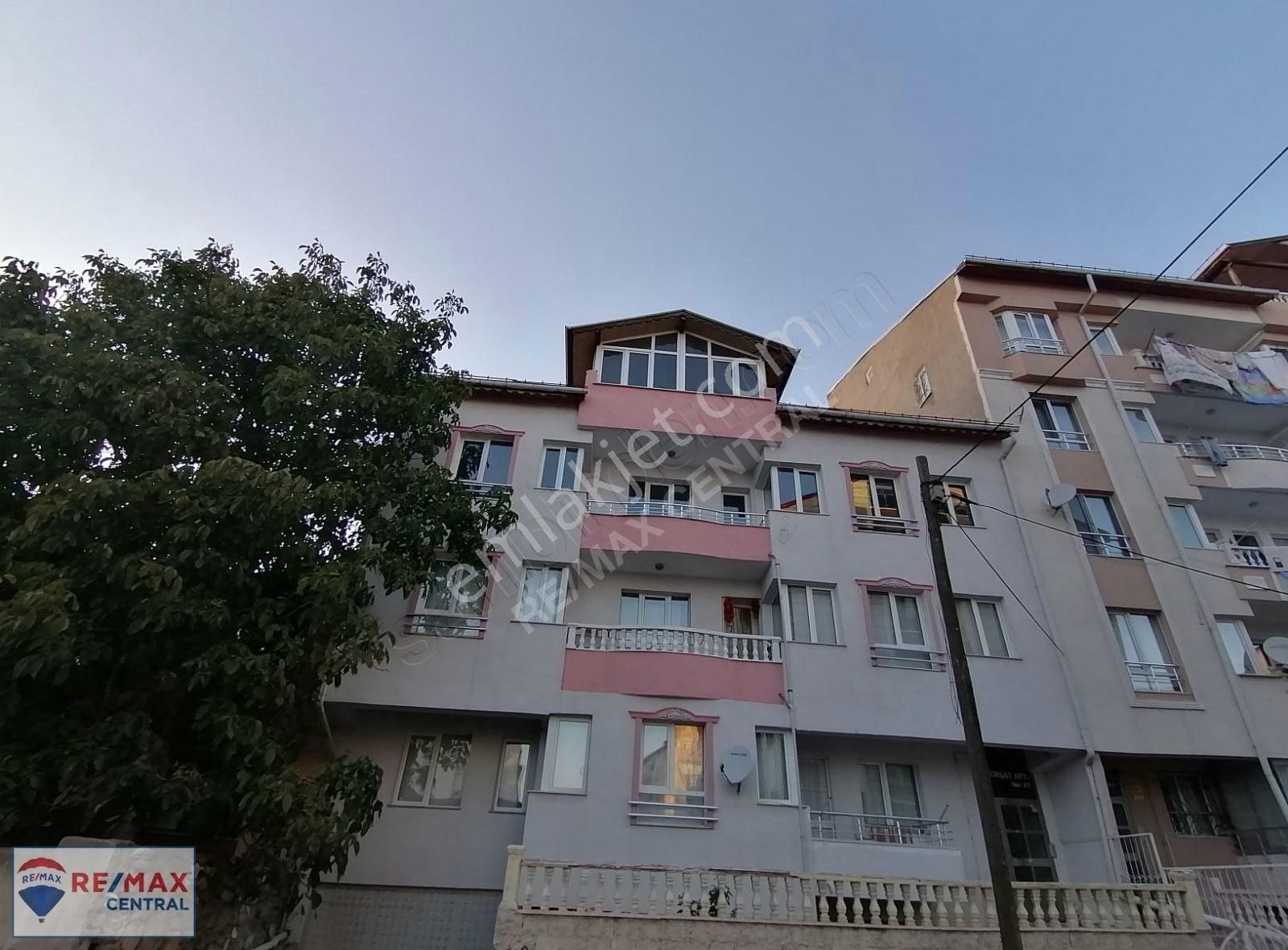 Sivas Merkez İnönü Kiralık Daire Remax Central'den İnönü Mahallesi'nde Kiralık Dublex Daire