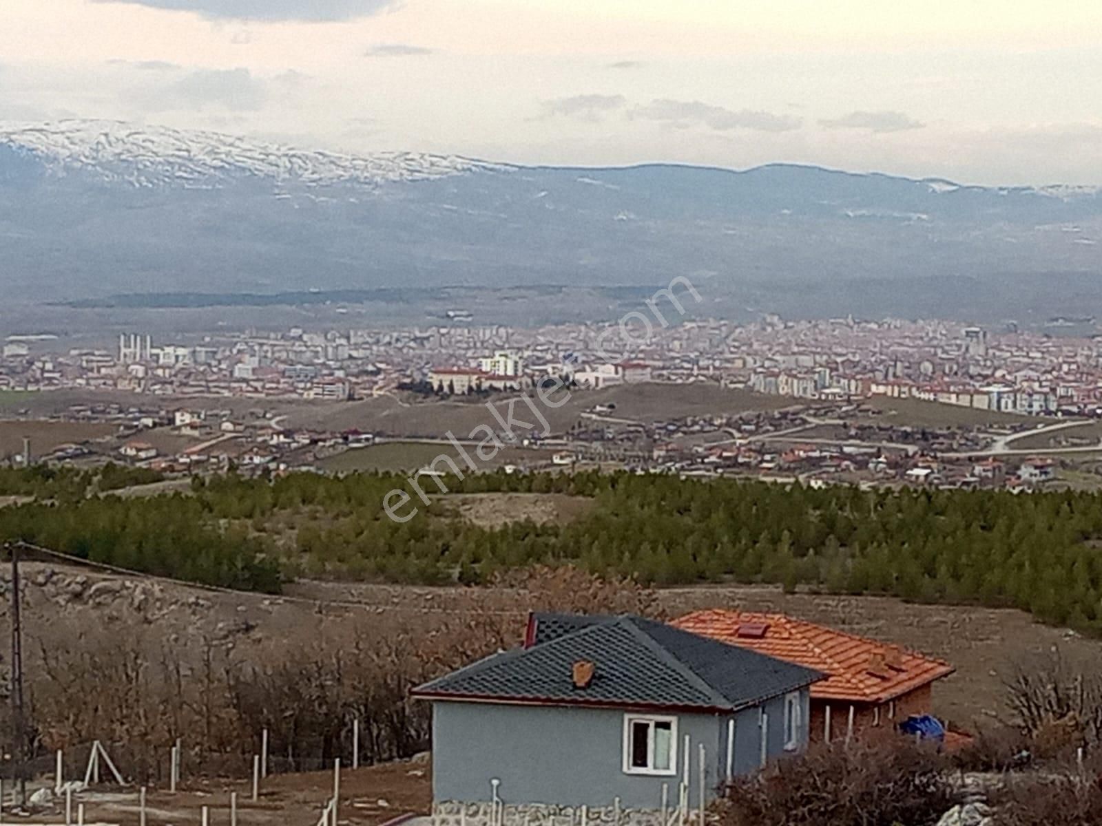 Çorum Merkez Kazıklıkaya Köyü Satılık Bağ & Bahçe  Çorum Merkez Kazıklı Kaya Köyü Yolunda Manzaralı Bağ Evi