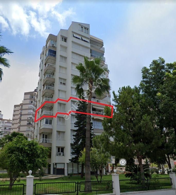 Muratpaşa Yeşilbahçe Satılık Daire Yeşilbahçede Nezih Sitede 3+1 Arakat