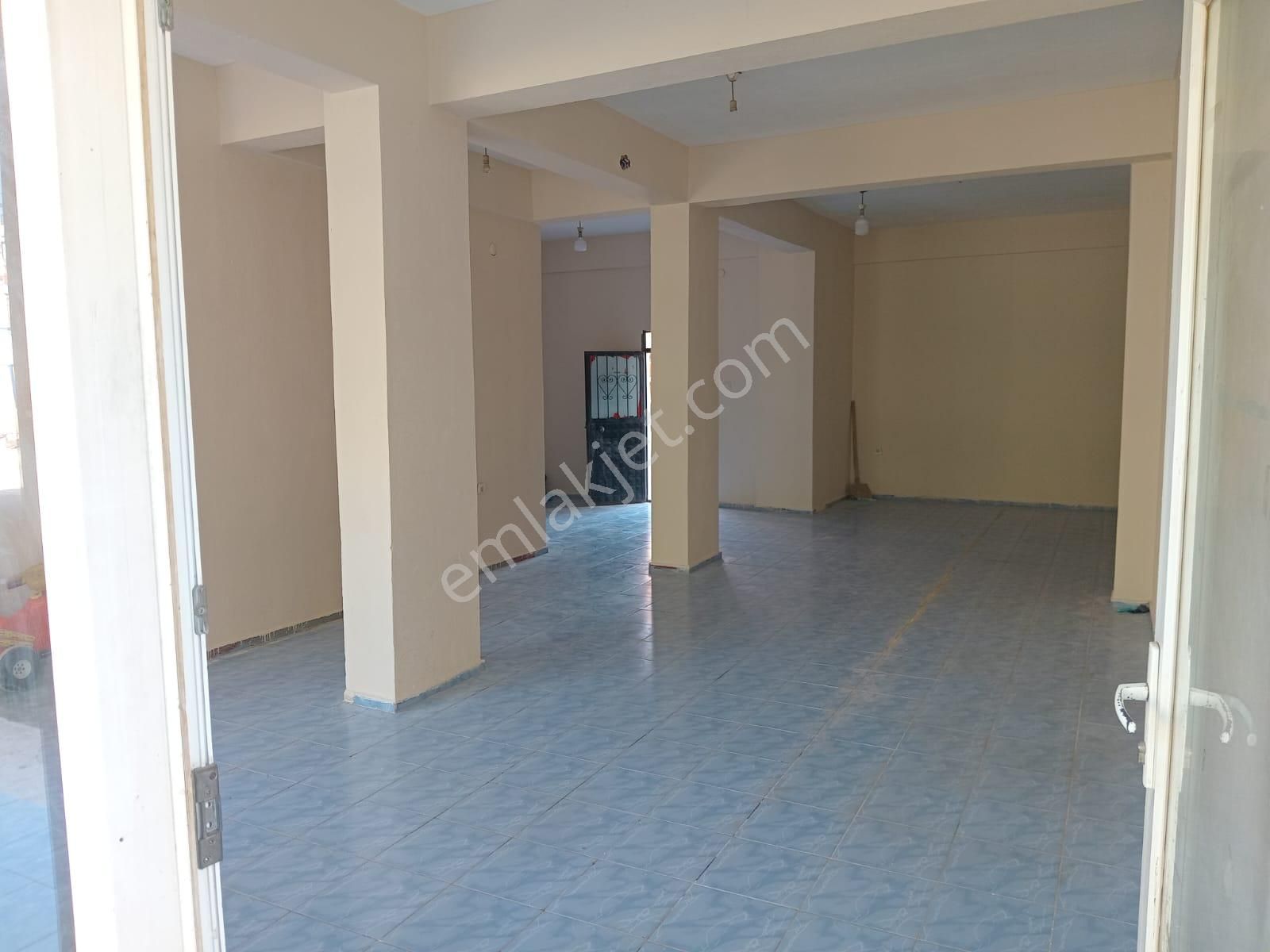 Menemen Gölcük Kiralık Depo  MENEMEN ASARLIKTA KİRALIK DÜKKAN 115 M2 ÇİĞLİ SERKAN DAN