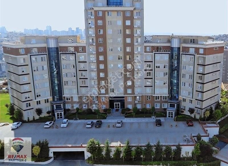 Başakşehir Bahçeşehir 2. Kısım Satılık Daire BAHÇEŞEHİR HİLLPARK SATILIK 6+1 TERASLI DUBLEKS