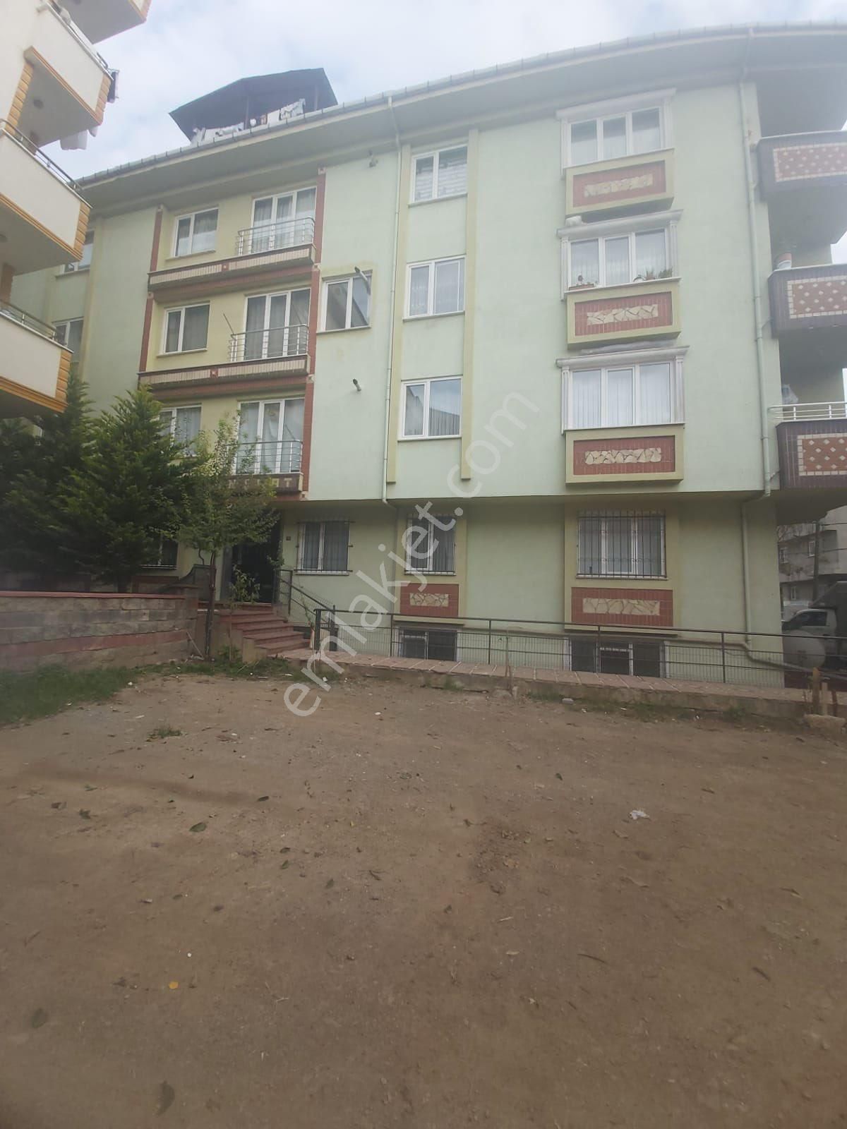 Sancaktepe Sarıgazi Satılık Daire SARIGAZİ MAH GENİŞ ORTA DUBLEKS 4+1, 150M2 NET SATILIK DAİRE