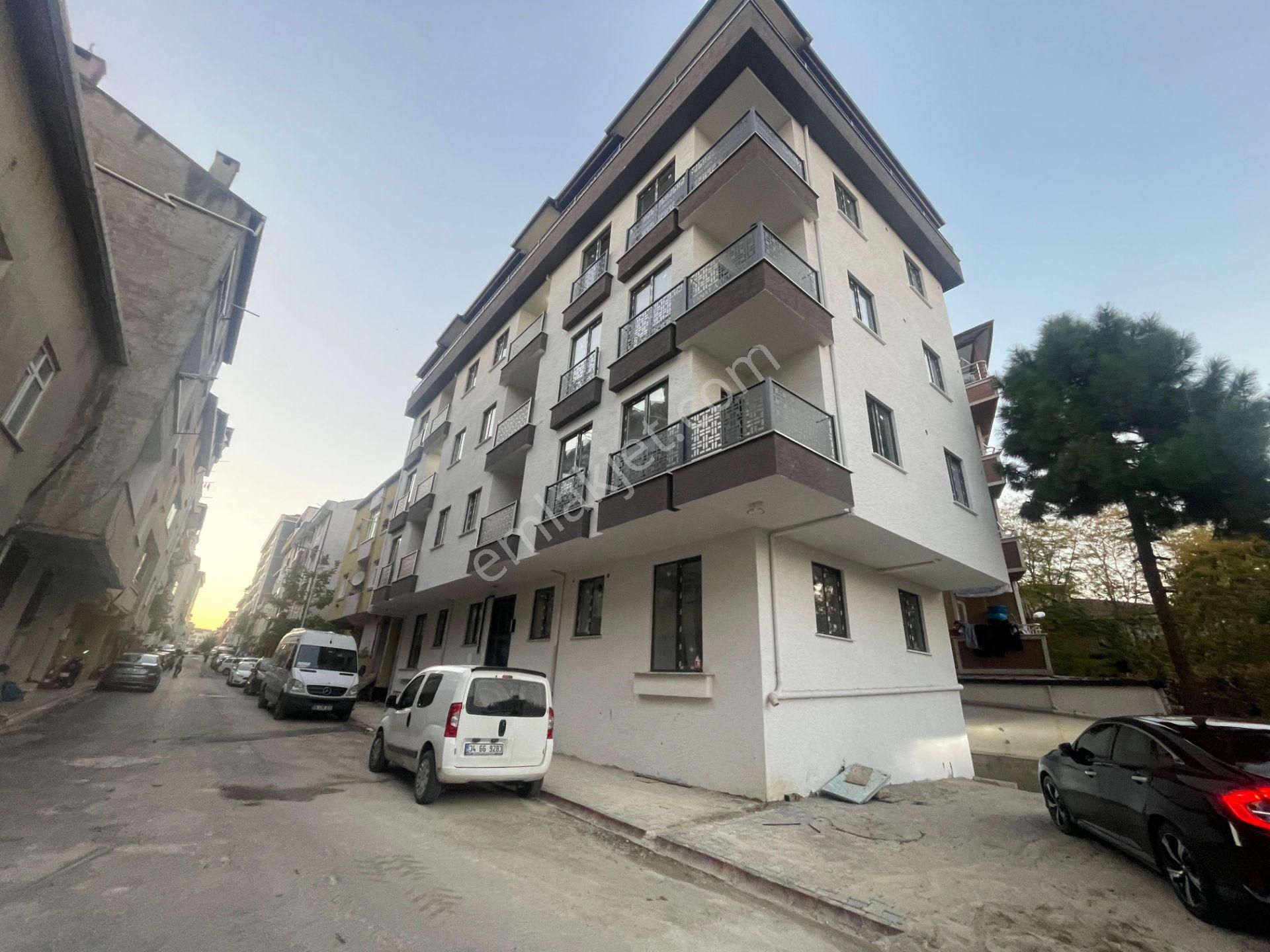 Sancaktepe Emek Kiralık Daire Sancaktepe Emek Mah. 2+1 Balkonlu Kiralık Daire Halil Güler