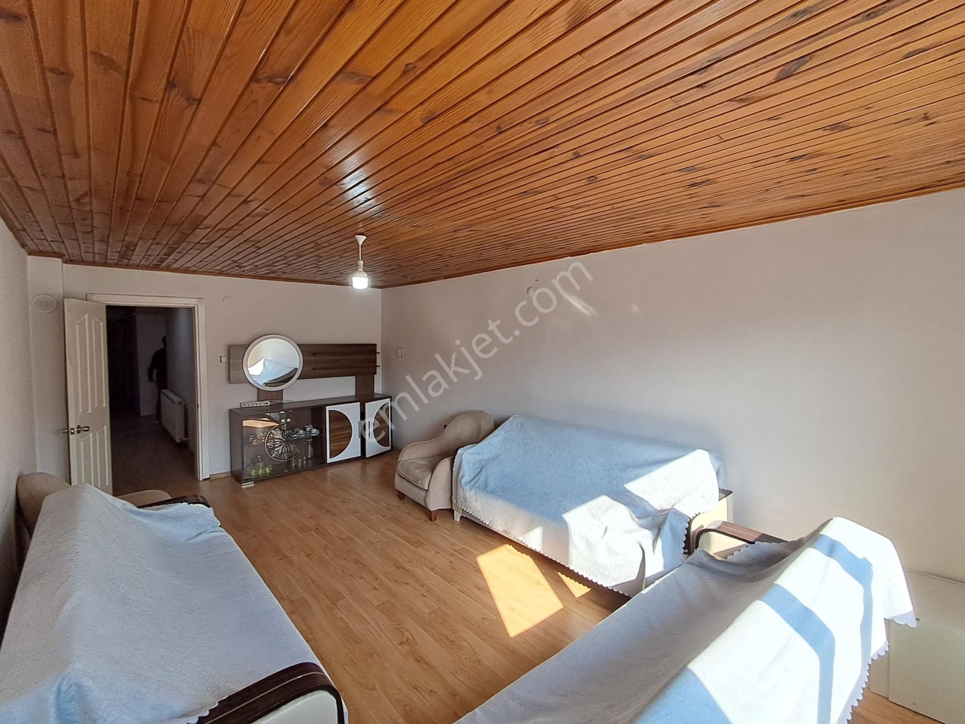 Sapanca Güldibi Satılık Daire SAPANCA GÜLDİBİ MAHALLESİNDE 3+1 120m2 SATILIK DAİRE 