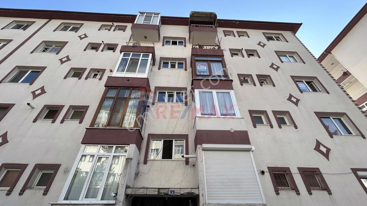 İzmit Şirintepe Satılık Daire Şirintepe Emniyetçiler Sitesi Arakat Daire