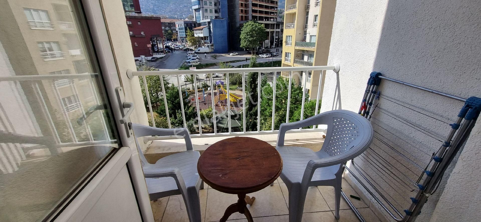 Bursa Merkezde Eşyalı Kiralık Daire - Görsel 3