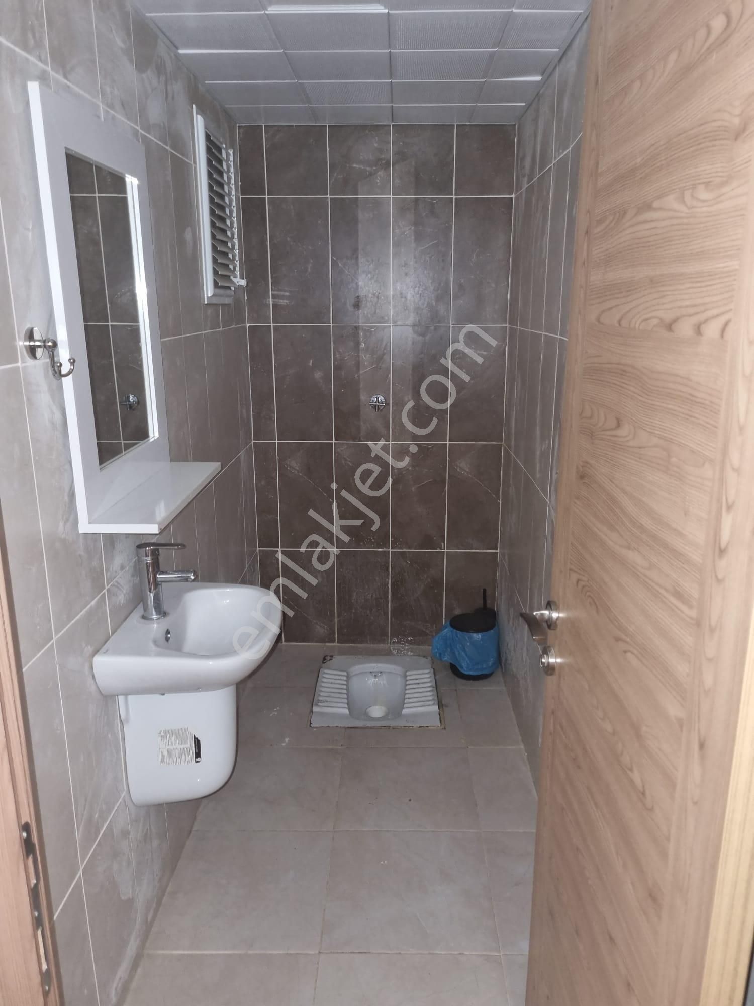 Yunusemre Akgedik Kiralık Daire  UZUN EMLAK'TAN AKGEDİK TOKİ'DE KİRALIK 3+1 DAİRE