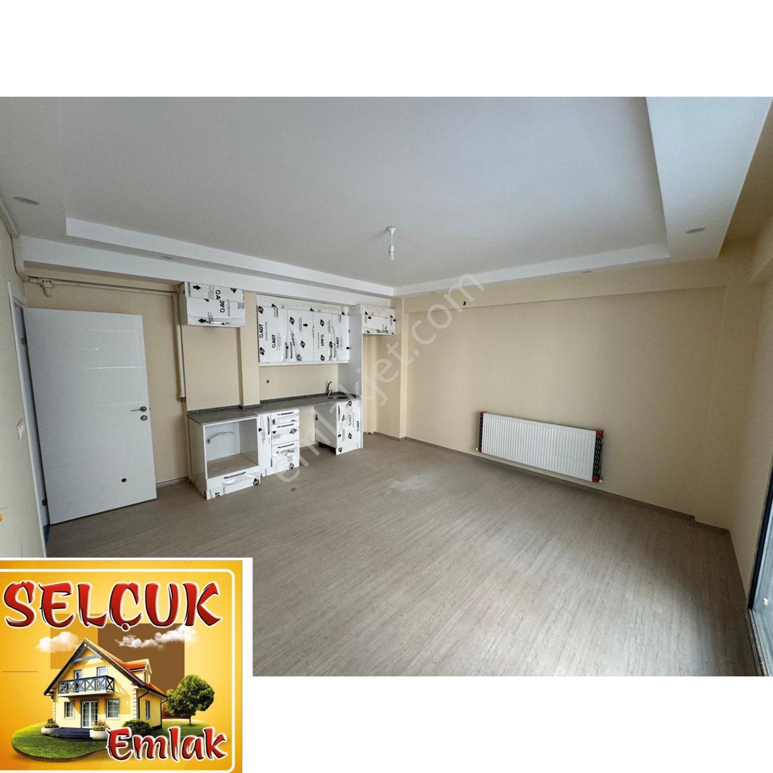 Salihli Namık Kemal Satılık Daire SELÇUK EMLAKTAN SALİHLİ YÜKSEL ÖZDEMİR CADDESİ SATILIK DAİRE