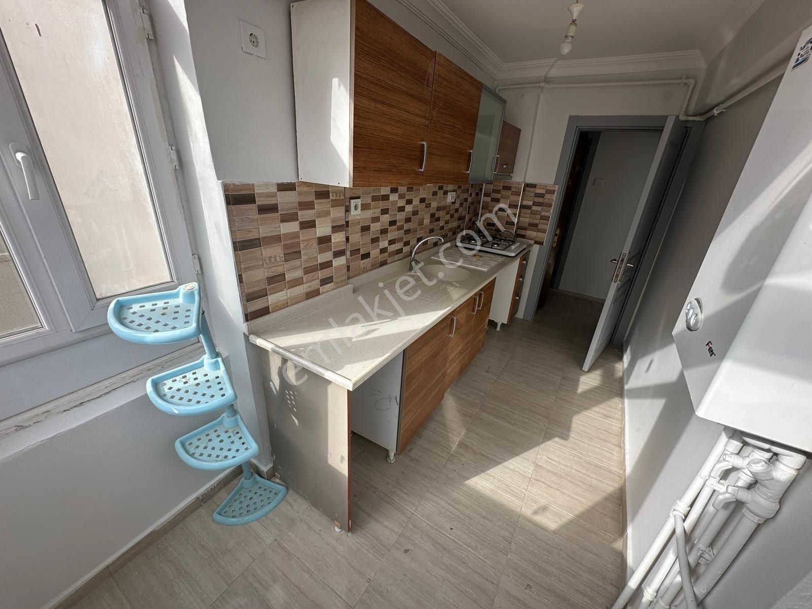 Ankara Pursaklar Ayyıldız Mahallesi Göçmen Evlerinde Kiralık Daire - Görsel 2