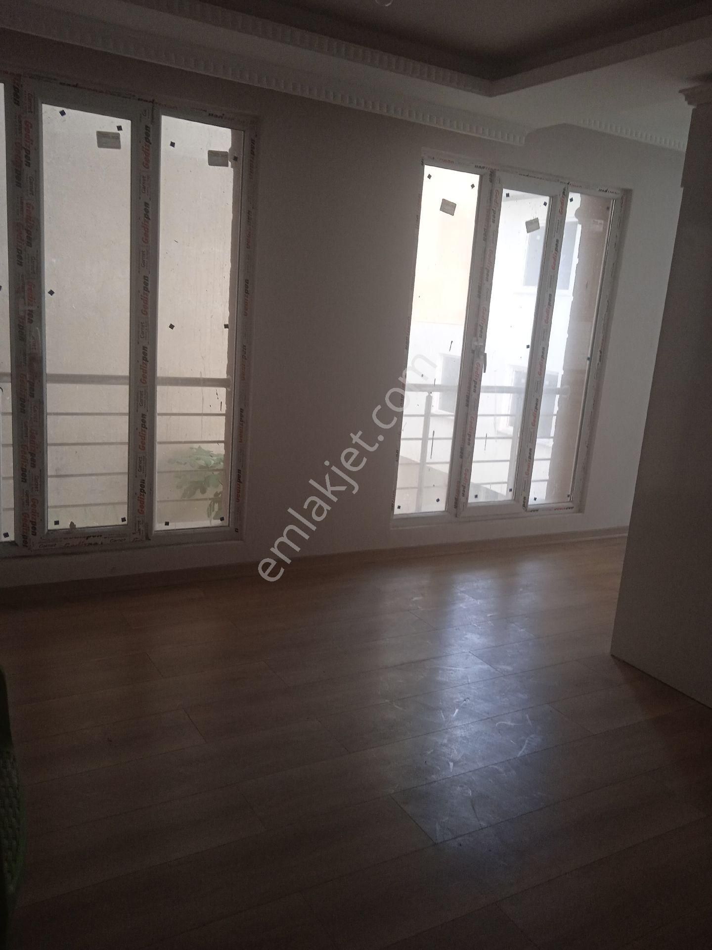 Başakşehir Güvercintepe Satılık Daire 2+1 Giriş kat daire