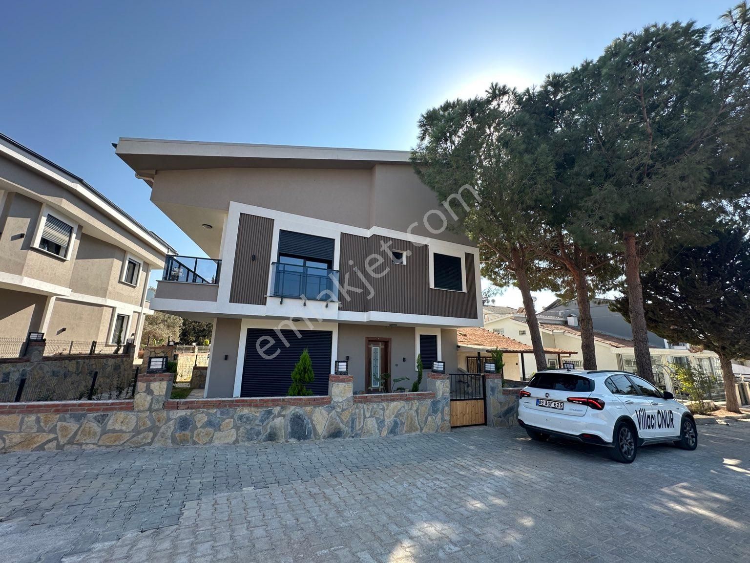 Didim Efeler Satılık Villa Villacı Onur'dan FİYAT DÜŞTÜ Didim'de Denize Sıfır Site İçerisinde Lüx 3+1 Sıfır Satılık Villa