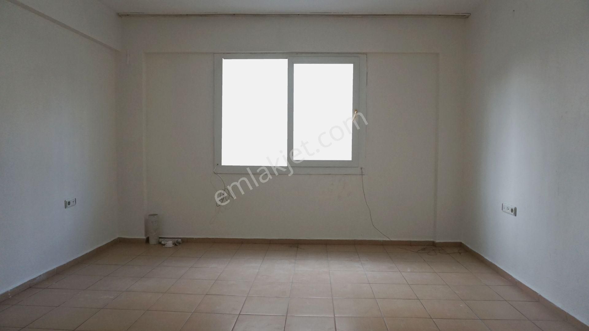 Çiğli Küçük Çiğli Kiralık Daire K.çiğli De Kiralık Acık Mutfak 2+1 Daire Çiğli Serkan Dan