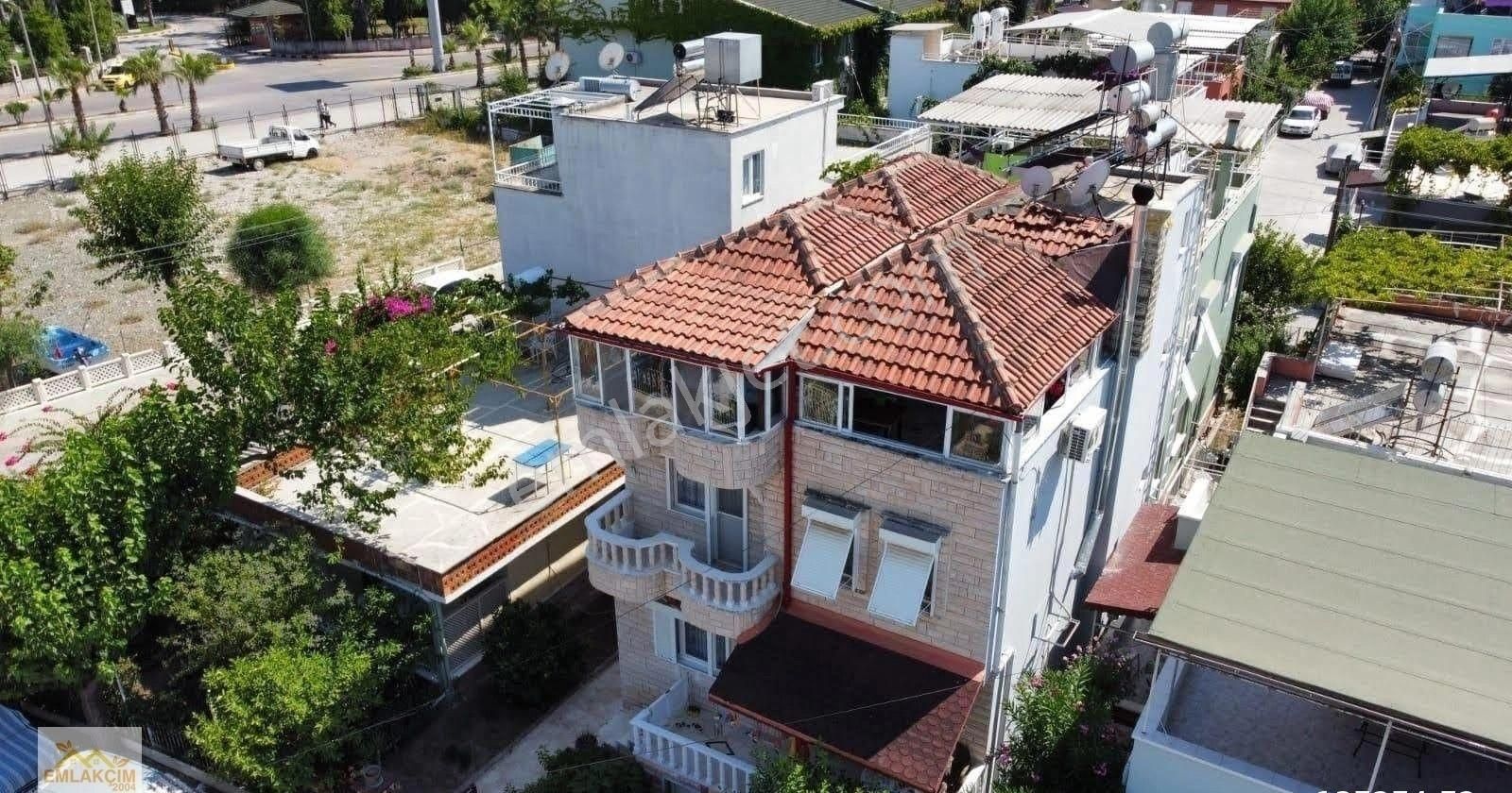 Kemer Çamyuva Kiralık Villa Kemer Çamyuva Tatil Köyünde Triplex Villa