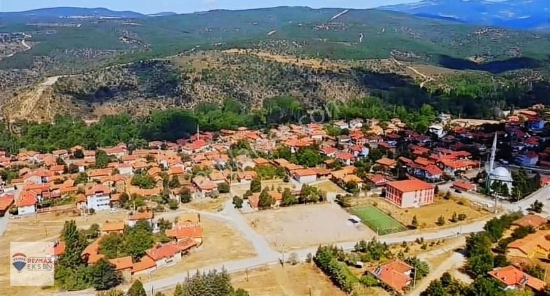 Domaniç Sarıot Köyü Satılık Tarla KÜTAHYA DOMANİÇ SARIOT'DA 14613 m² SATILIK TARLA