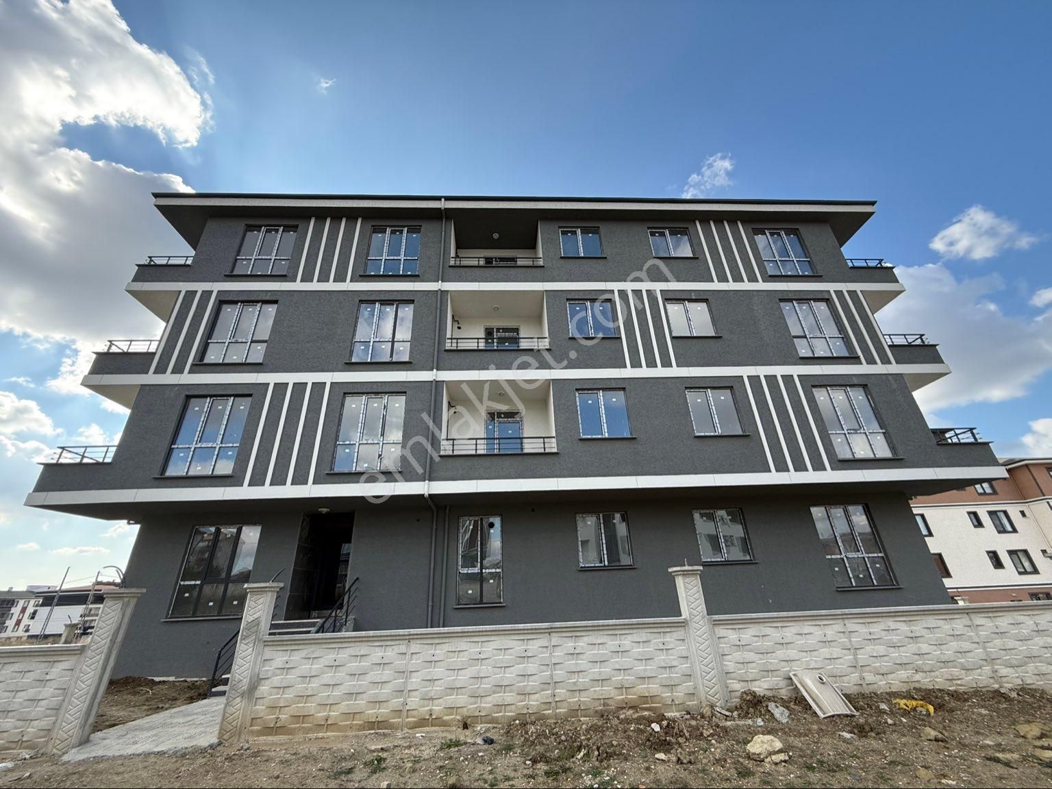 Silivri Selimpaşa Satılık Daire İstanbul silivri selimpaşa’da satılık daire 3+1 4 kat deniz manzaralı daire