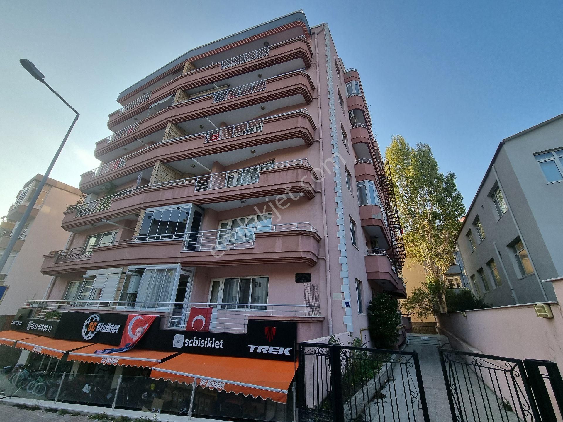 Çanakkale Merkez Cevat Paşa Kiralık Daire HAN EMLAK OTOMOTİV'DEN ROTARY PARK KARŞISINDA KİRALIK 2+1 DAİRE