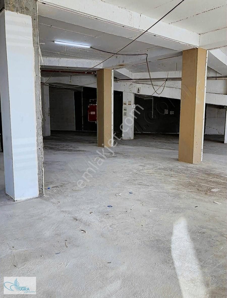 Başakşehir İkitelli OSB Kiralık Depo Başakşehir depositeye yakın 1250m2 tır girişli 412 000tl kiralık