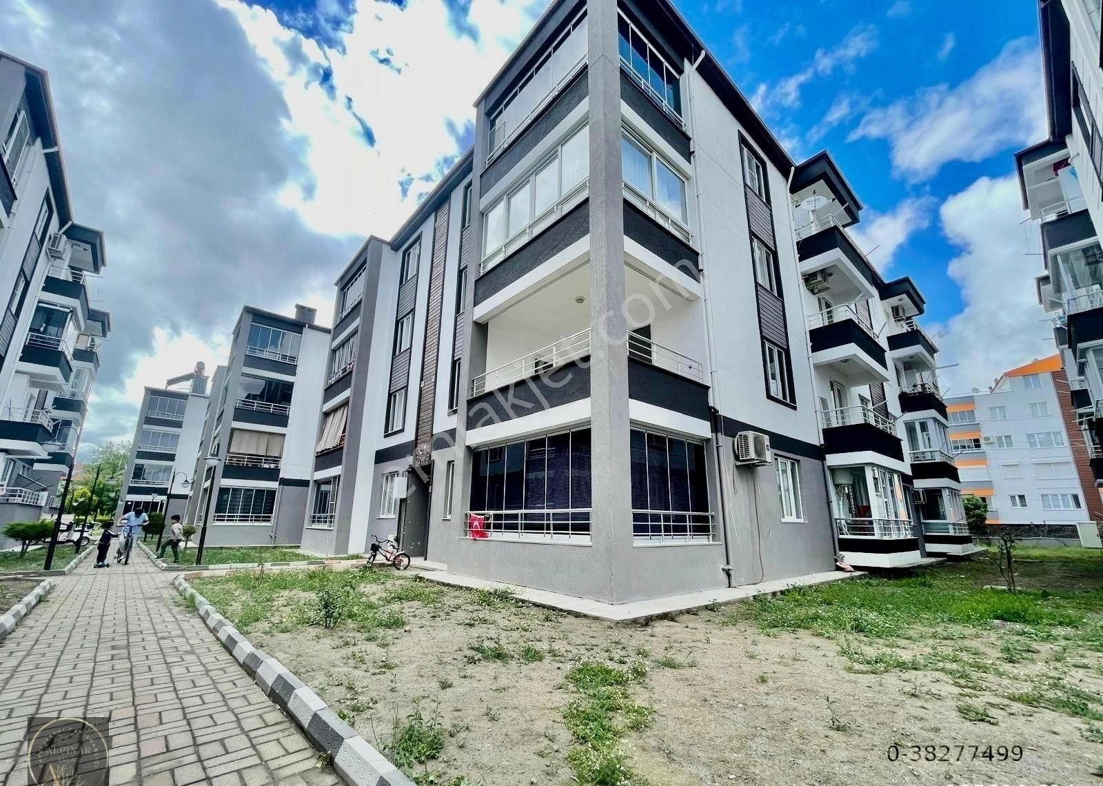 Edremit Altınkum Satılık Daire 🏡🏡ALÇINAR EMLAKTAN ARAKAT ÖNCEPHE GENİŞ BALKONLU 3+1 DAİRE🏡🏡