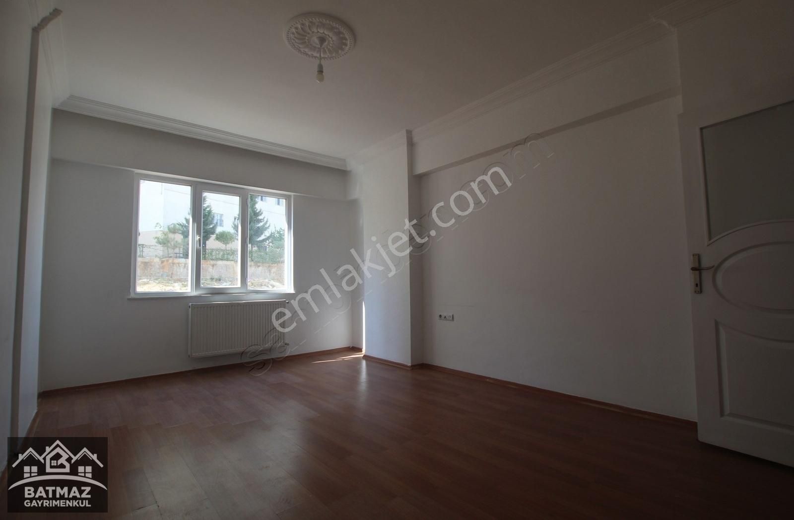 Şehitkamil Seyrantepe Satılık Daire SEYRANTEPE'DE SATILIK (2+1) DAİRE