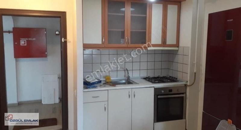 Bakırköy Ataköy 7-8-9-10. Kısım Kiralık Daire ATAKÖY 9-10'DA 1+1 MOBİLYALI MERKEZİ KONUM KİRALIK DAİRE