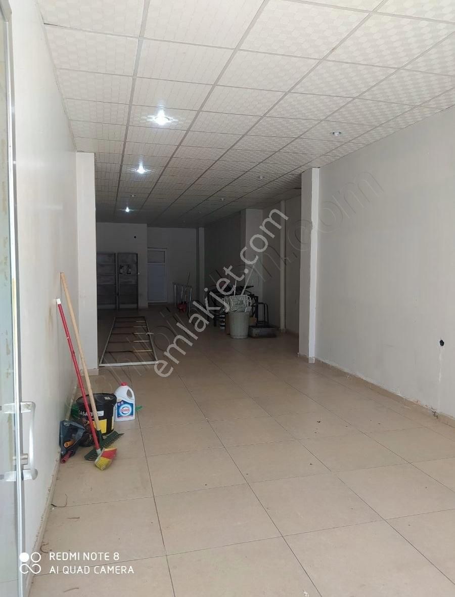 Bağlar Bağcılar Kiralık Dükkan & Mağaza Kiralık dükkan 65m² ve 65 m² bodrum var